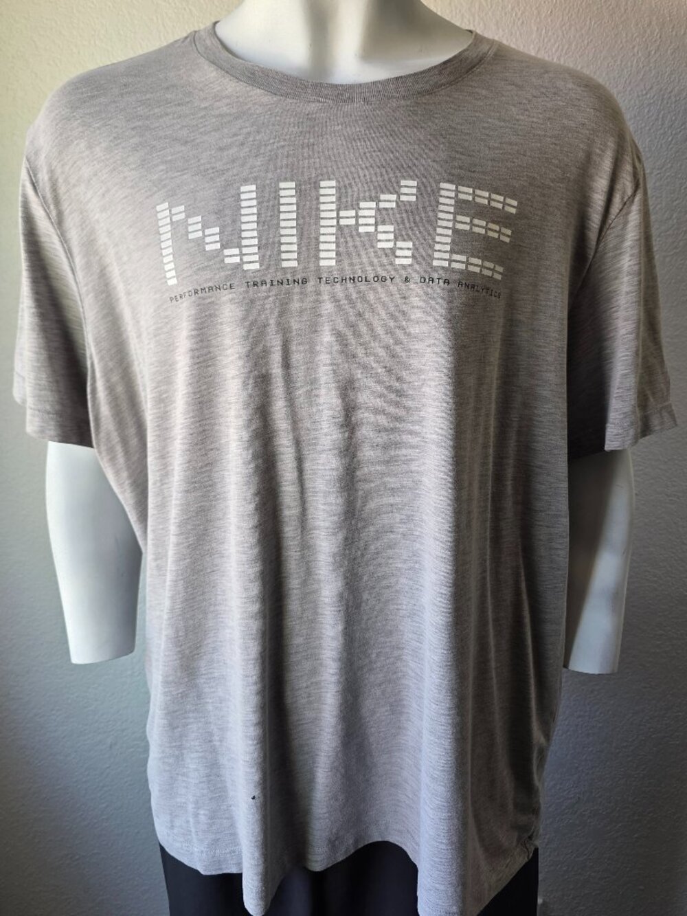 Nike T Shirt